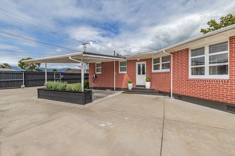 Photo of property in 175 Bartholomew Road, Levin, 5510