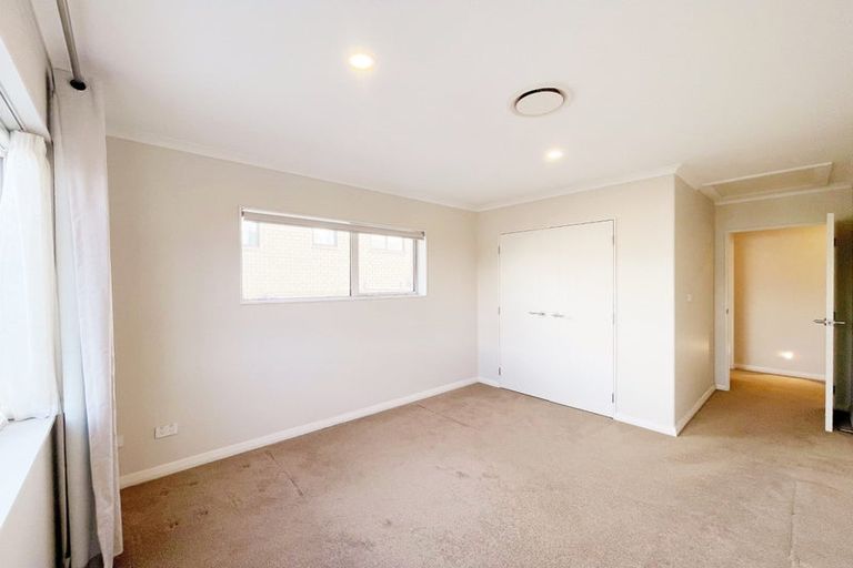 Photo of property in 8 Greenan Drive, Flat Bush, Auckland, 2019