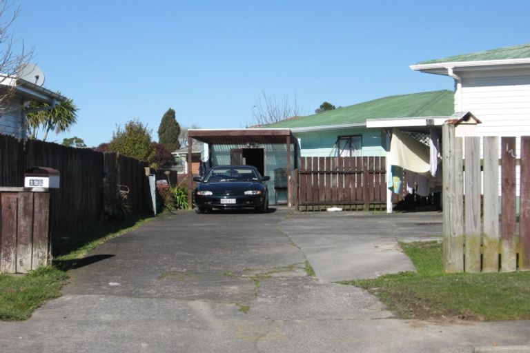 Photo of property in 1/12 President Avenue, Papakura, 2110