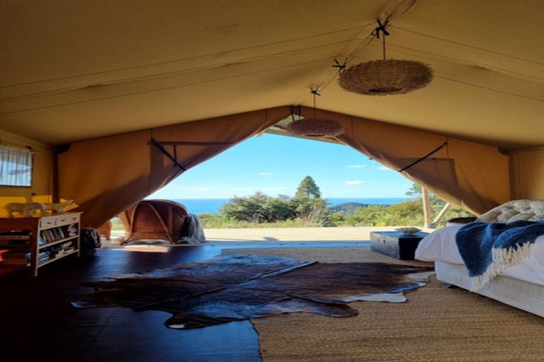 Photo of property in 867 Tuateawa Road, Waikawau, Coromandel, 3584