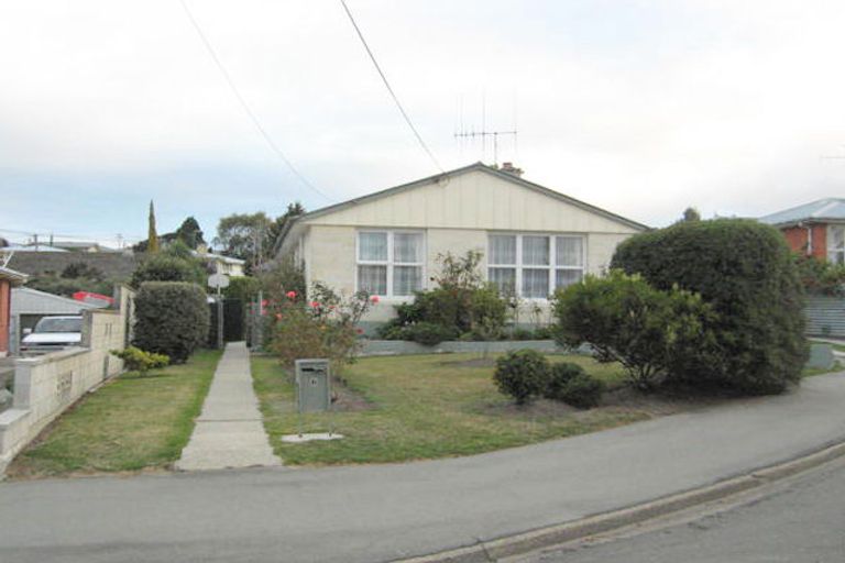 Photo of property in 6 Ash Street, Holmes Hill, Oamaru, 9401