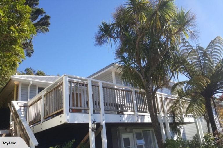 Photo of property in 12 Terawhiti Terrace, Karori, Wellington, 6012