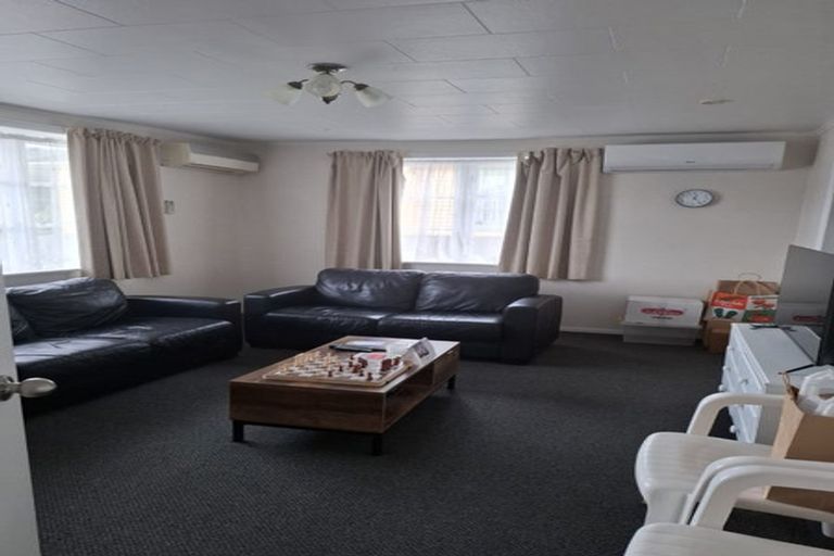 Photo of property in 68 Strand Crescent, Naenae, Lower Hutt, 5011