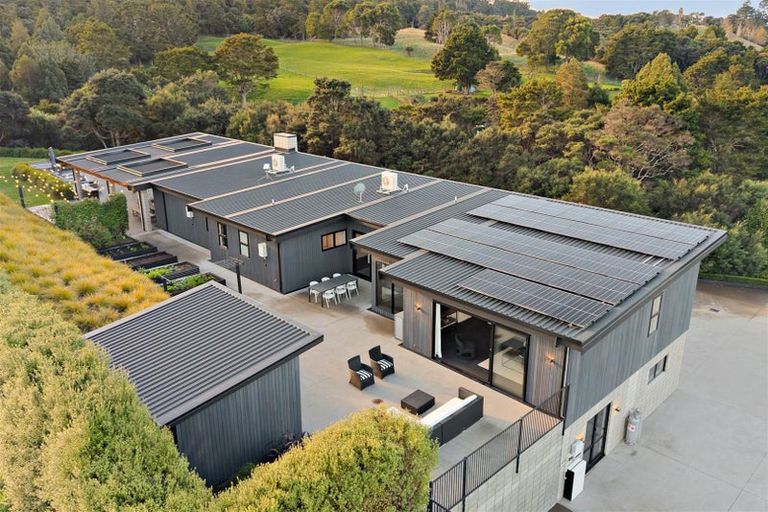 Photo of property in 28 Taylor Road, Waimauku, 0882
