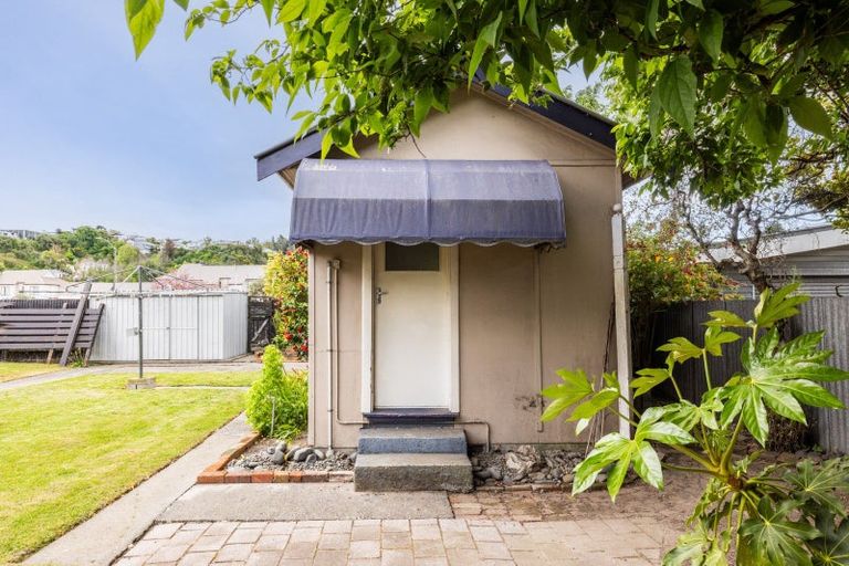 Photo of property in 14 Carnell Street, Napier South, Napier, 4110