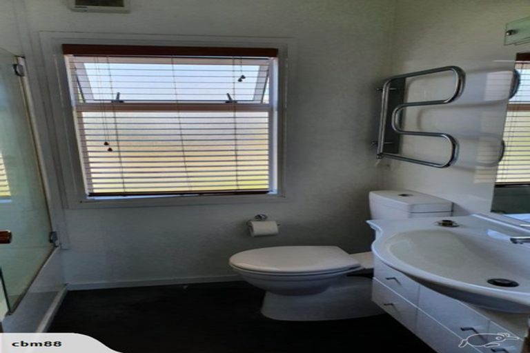 Photo of property in 70 Rainbow Drive, Rainbow Point, Taupo, 3330