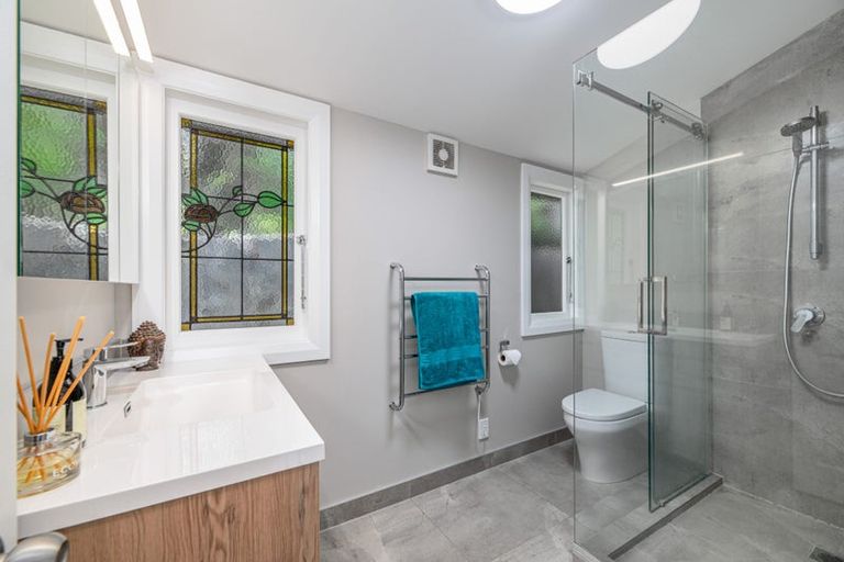 Photo of property in 10 Westridge Road, Titirangi, Auckland, 0604