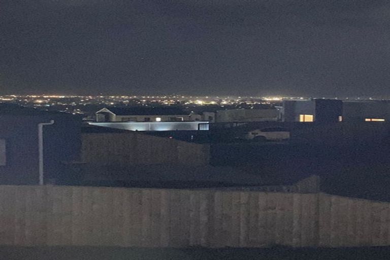 Photo of property in 36a Poruru Close, Papakura, 2110