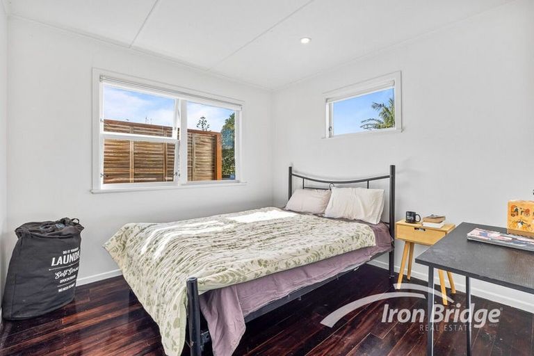 Photo of property in 1/53 Lancaster Road, Beach Haven, Auckland, 0626