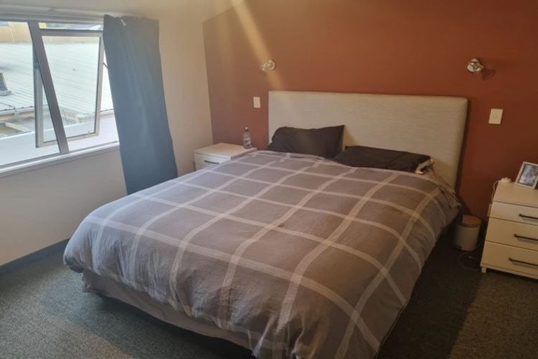 Photo of property in Sandbar Cove, 2/103 Mana Esplanade, Paremata, Porirua, 5026