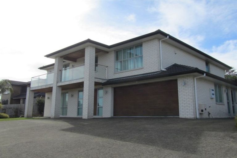 Photo of property in 27 Kilkelly Avenue, Pinehill, Auckland, 0632