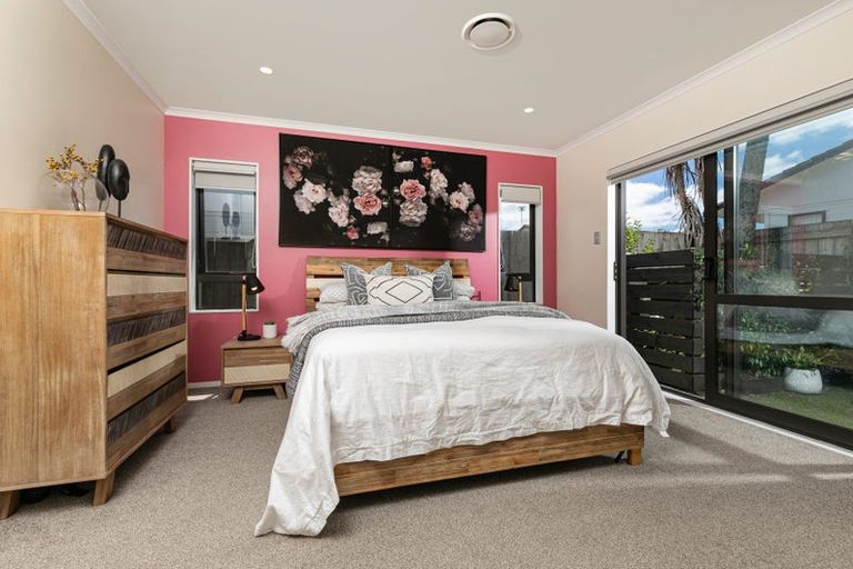 Photo of property in 469a Swanson Road, Ranui, Auckland, 0612