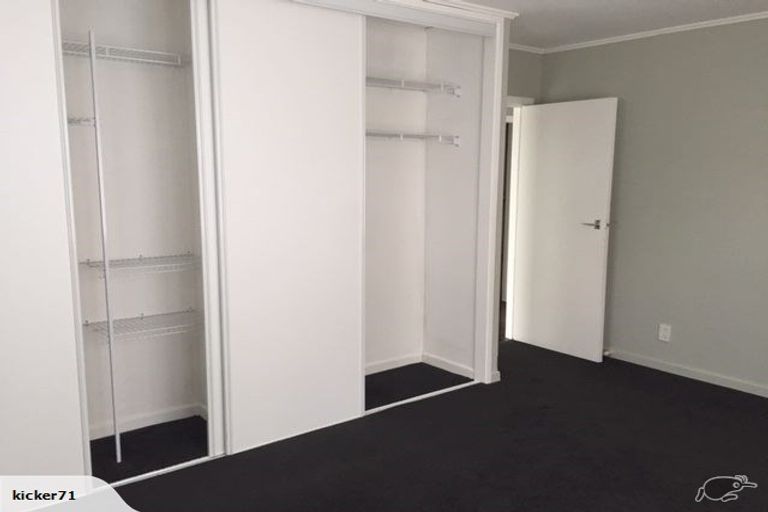 Photo of property in 281 Don Buck Road, Massey, Auckland, 0614