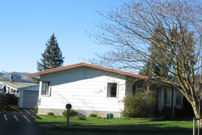 Photo of property in 117 Middle Road, Havelock North, 4130