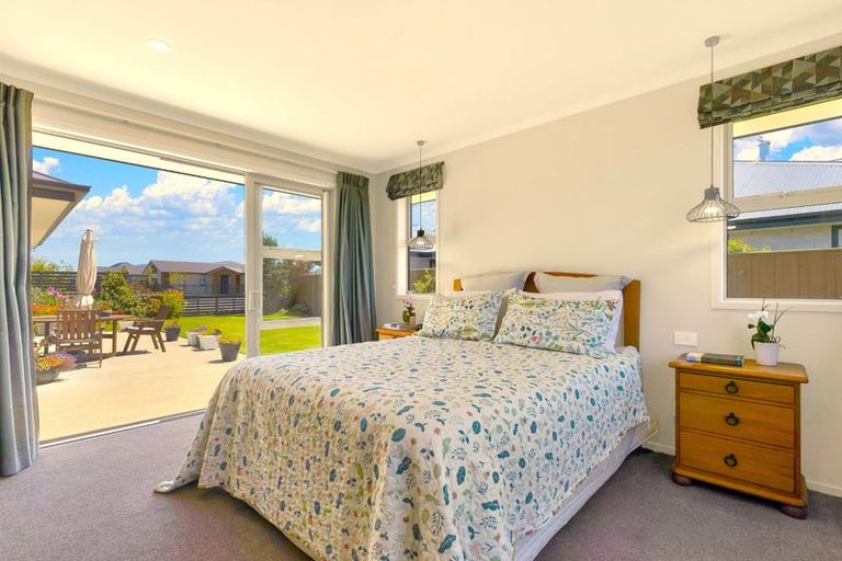 Photo of property in 4 Rosewood Drive, Amberley, 7410