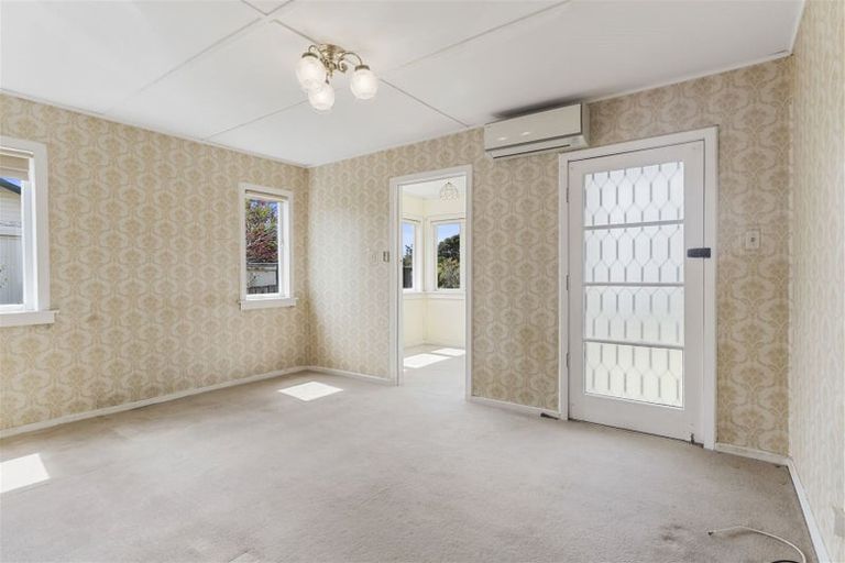 Photo of property in 47 Withers Road, Glen Eden, Auckland, 0602