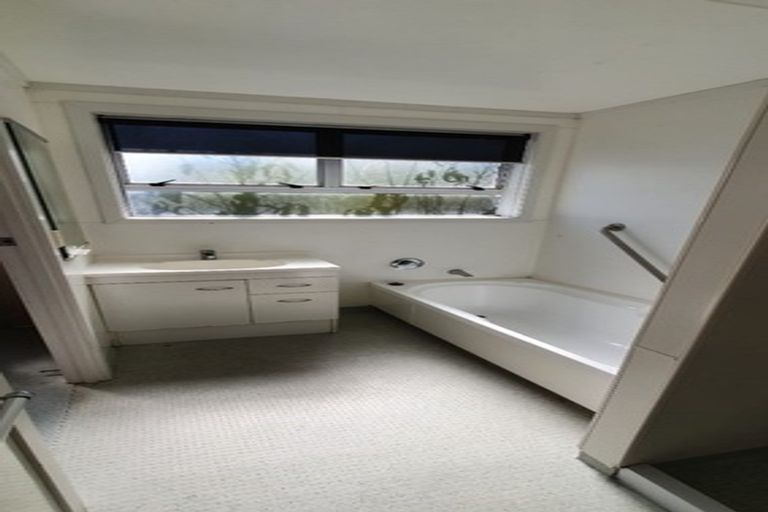 Photo of property in 1 Lyndhurst Street, Awapuni, Gisborne, 4010