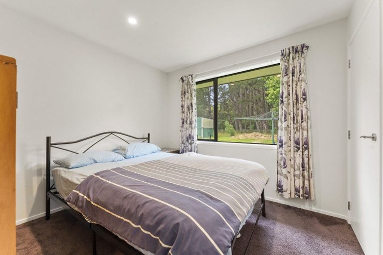 Photo of property in 81 Halls Road, Pahiatua, 4910