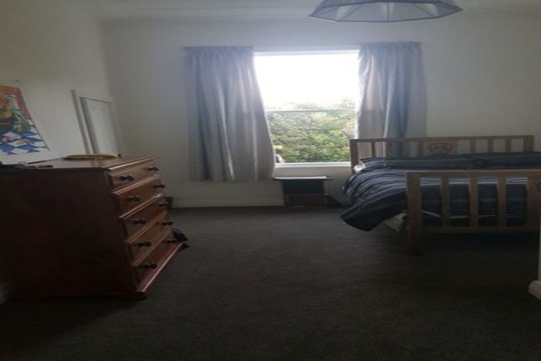 Photo of property in 28 Motu Street, Saint Clair, Dunedin, 9012