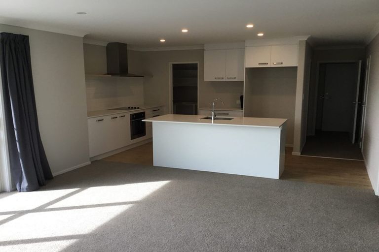 Photo of property in 2 Lakeside Terrace, Omokoroa, 3114