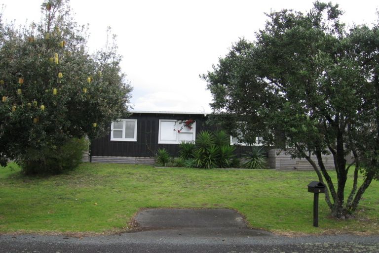 Photo of property in 9 St Anne Place, Omaha, 0986