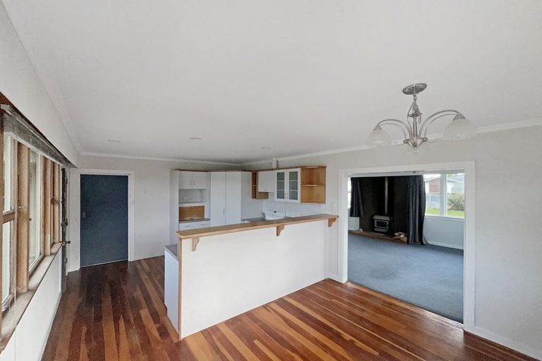 Photo of property in 75 Albert Street, Winton, 9720