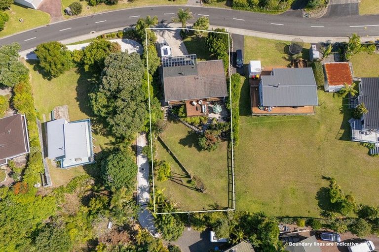 Photo of property in 241 Paku Drive, Tairua, 3508