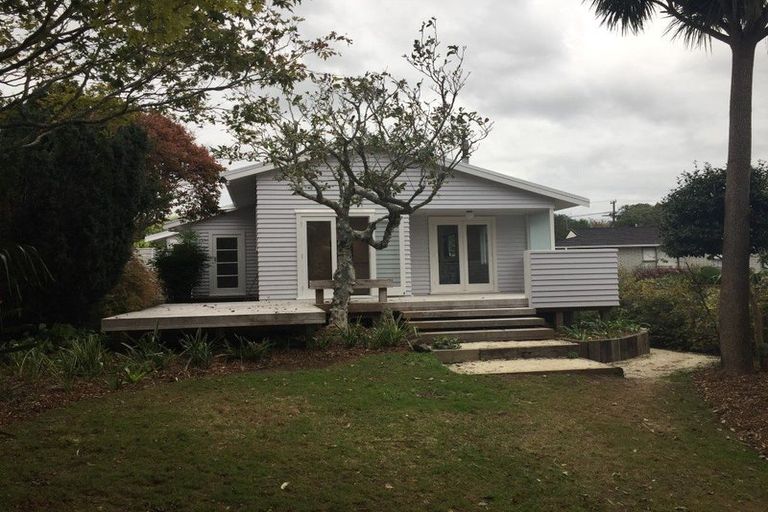 Photo of property in 48 Doralto Road, Frankleigh Park, New Plymouth, 4310