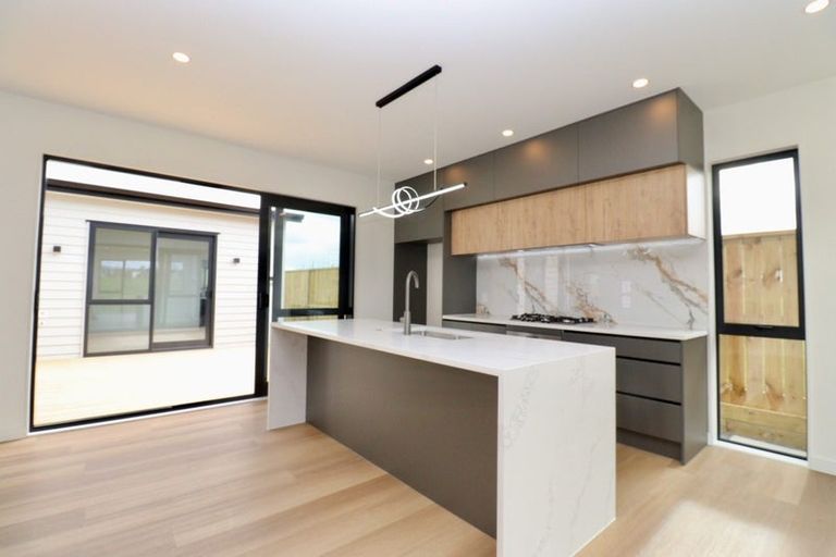 Photo of property in 6 Kobe Street, Karaka, 2580