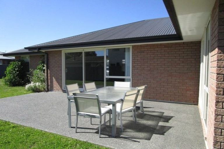 Photo of property in 103a Suva Street, Upper Riccarton, Christchurch, 8041