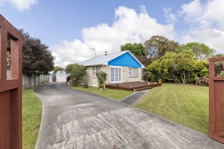 Photo of property in 76 Dundas Road, Sanson, 4817