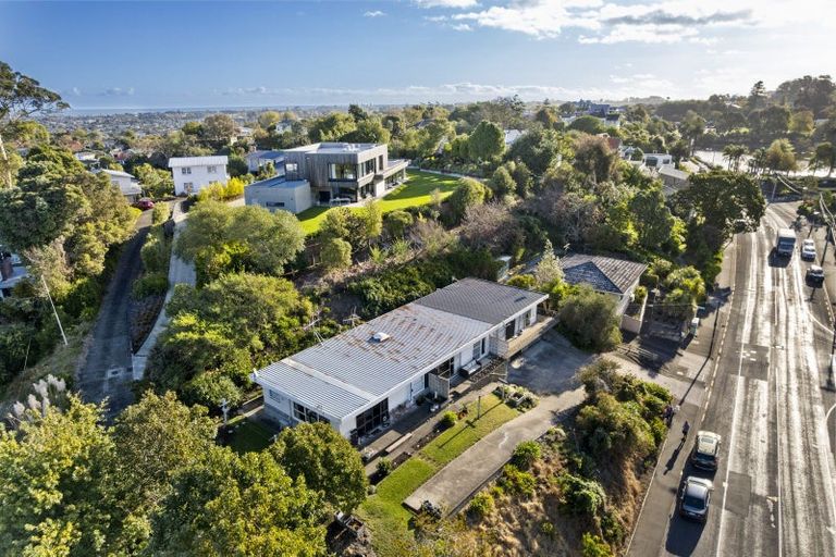 Photo of property in 73b Great North Road, Saint Johns Hill, Whanganui, 4501