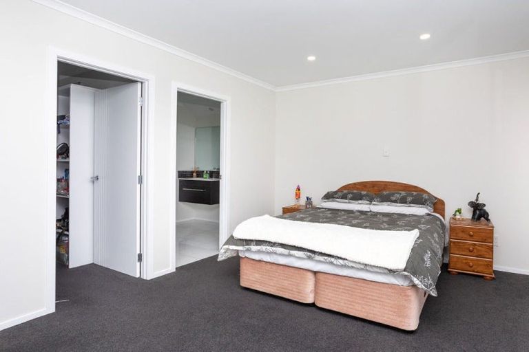 Photo of property in 34 Cowper Road, Dannevirke, 4930