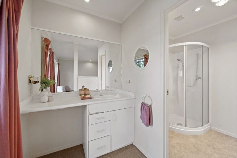 Photo of property in 17 Warwick Drive, Lynmore, Rotorua, 3010