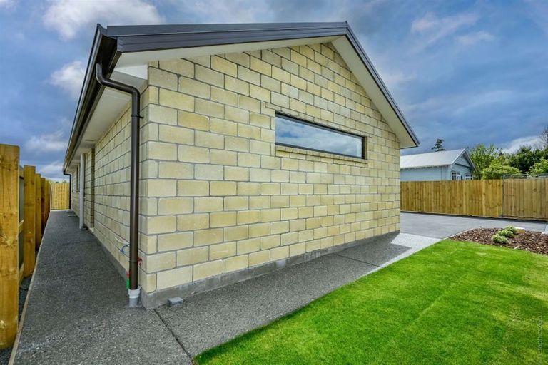 Photo of property in 109a Percival Street, Rangiora, 7400