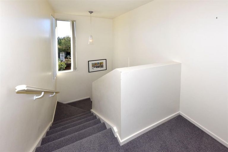 Photo of property in 4 Rosefield Lane, Northcote, Christchurch, 8052