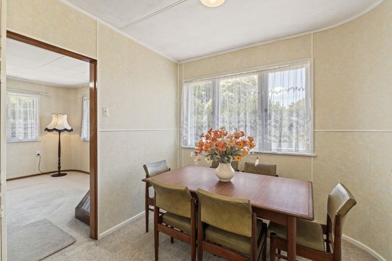 Photo of property in 49 Punga Street, Tangimoana, 4822