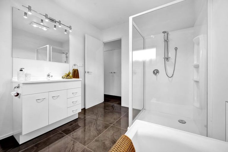 Photo of property in 4 Dale Street, Lower Vogeltown, New Plymouth, 4310