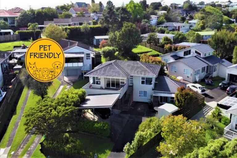 Photo of property in 21 Seon Place, Birkdale, Auckland, 0626