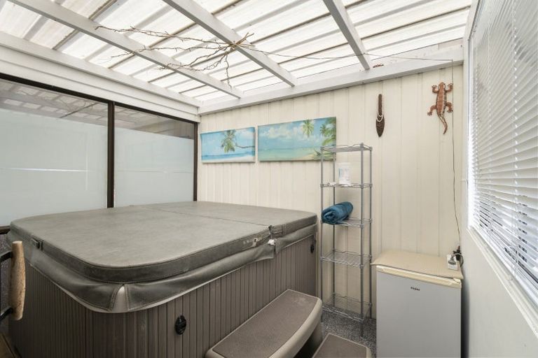 Photo of property in 18 Campbell Street, Feilding, 4702