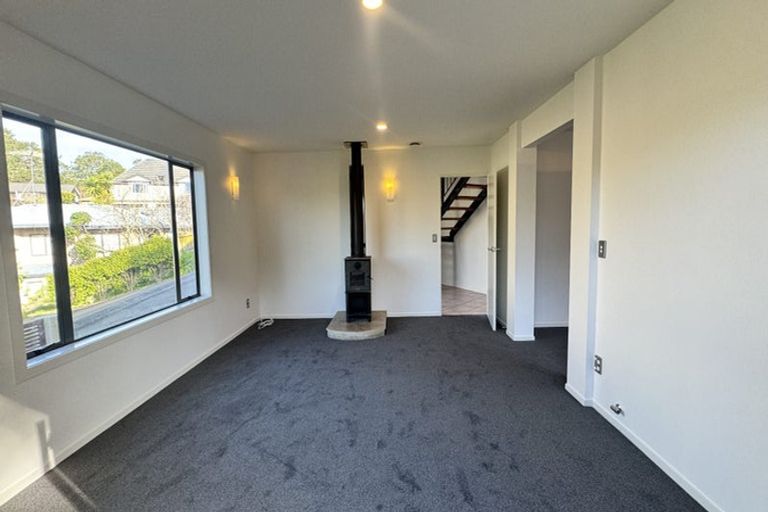 Photo of property in 4/35 John Court Street, Birkenhead, Auckland, 0626
