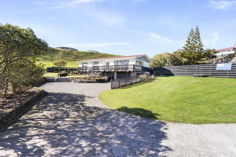 Photo of property in 284 High Street, Eltham, 4322