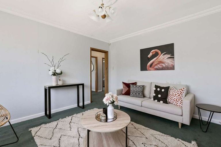 Photo of property in 140 Main Road, Wainuiomata, Lower Hutt, 5014