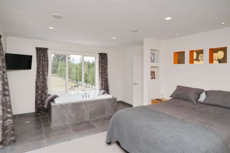 Photo of property in 1101 Downs Road, West Eyreton, Rangiora, 7475