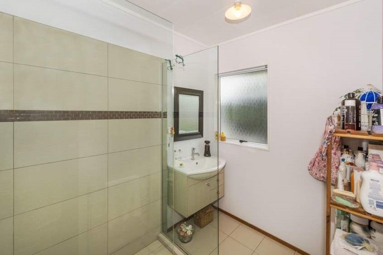 Photo of property in 13 Cebalo Place, Mount Wellington, Auckland, 1060