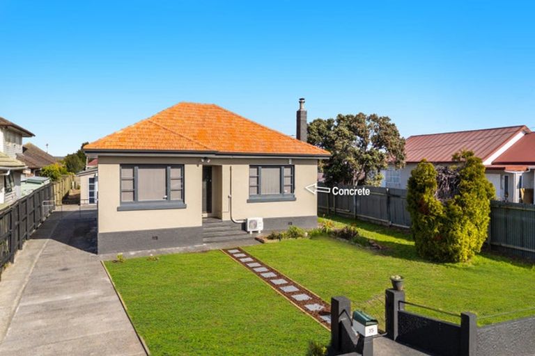 Photo of property in 35 Seddon Avenue, Papatoetoe, Auckland, 2104