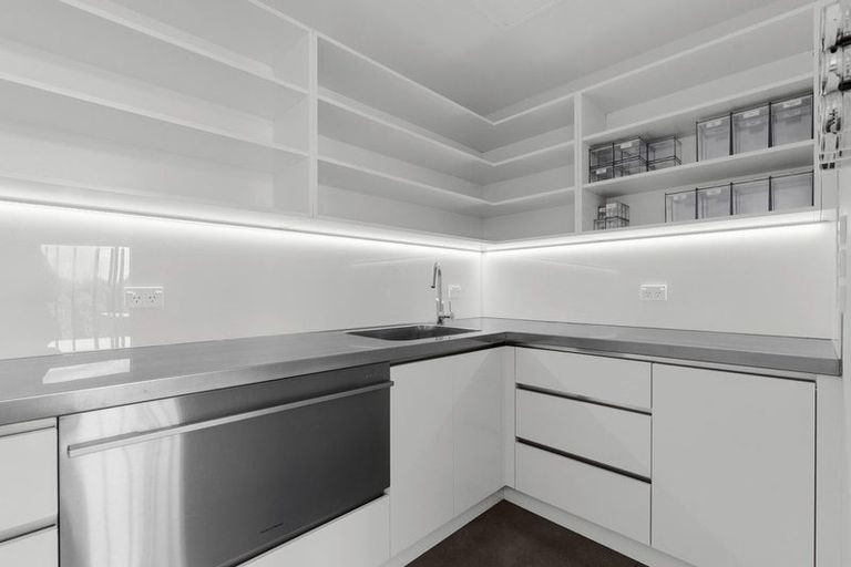 Photo of property in 9 Birdie Way, Martinborough, 5711