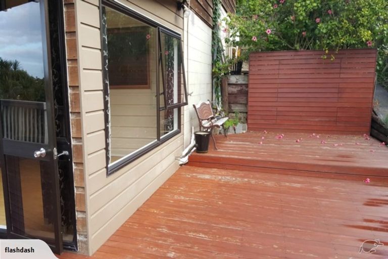 Photo of property in 45 Agincourt Street, Glenfield, Auckland, 0629