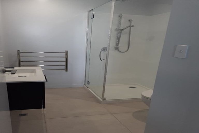 Photo of property in Frank Sargeson Apts, 206/80 Anzac Street, Takapuna, Auckland, 0622