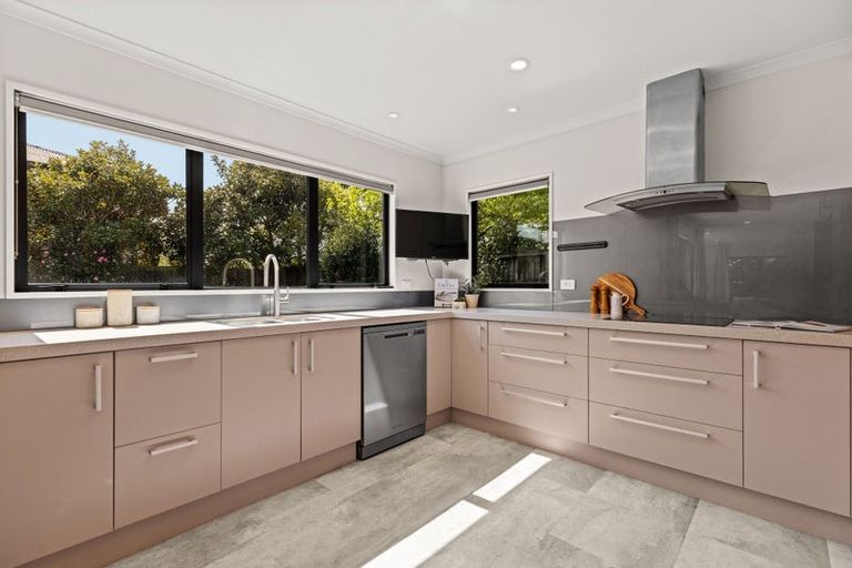 Photo of property in 4 Jane Deans Close, Riccarton, Christchurch, 8011